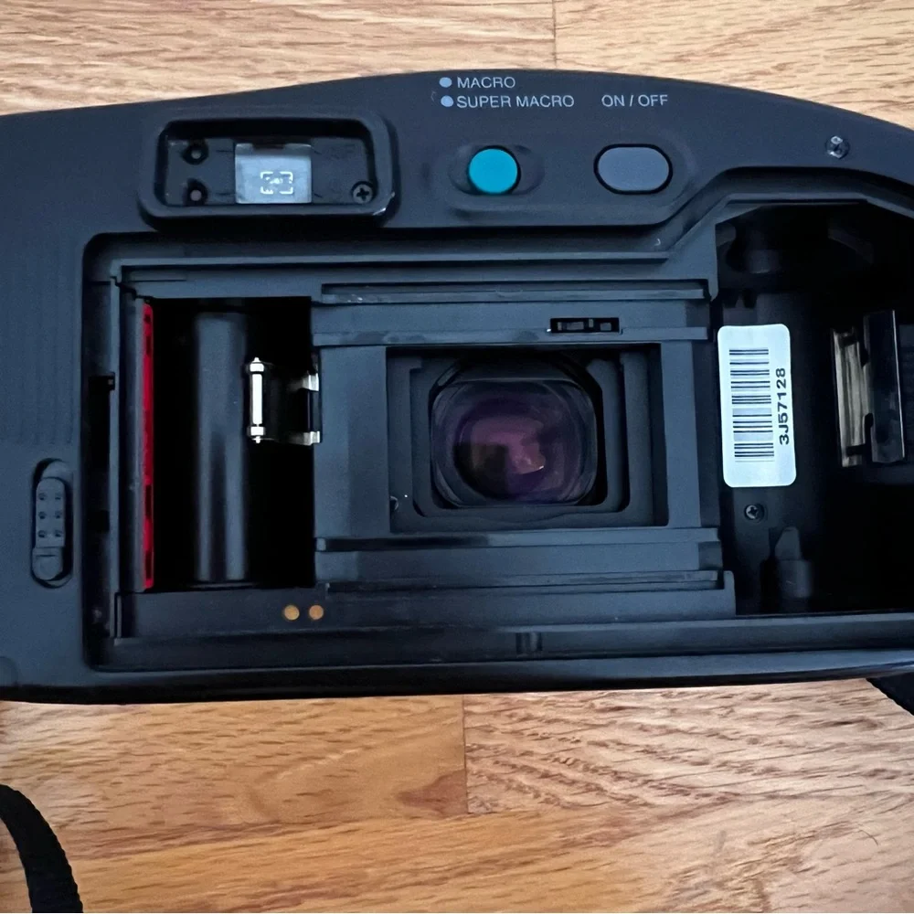 📸 Vintage Samsung Maxima Zoom 105 35mm Film Camera | Super Macro 90s Retro Style